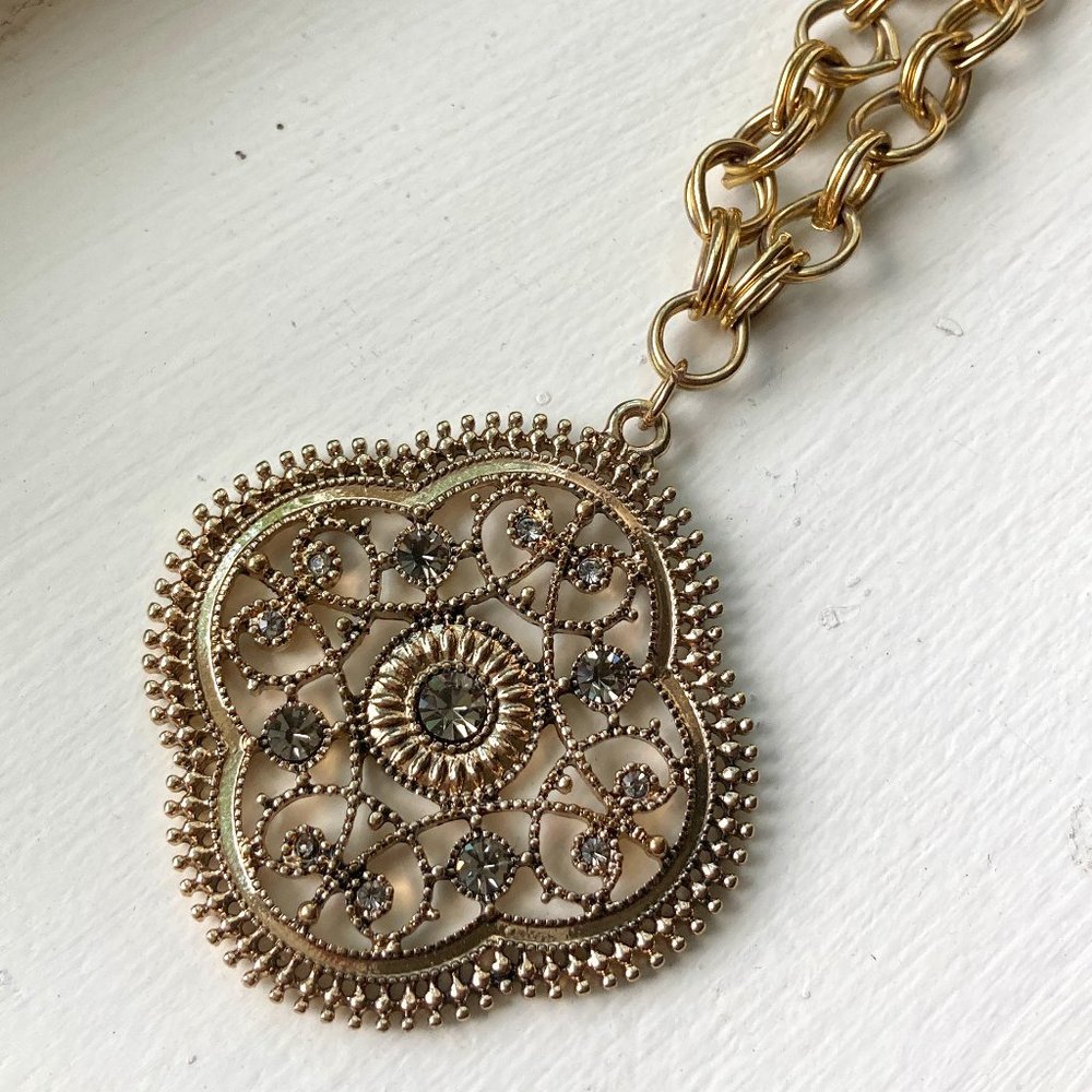Ornate Pendant Necklace